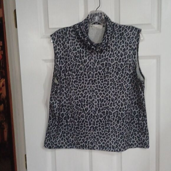 Kikit Studio Tops - Animal print to from Kikit Studios